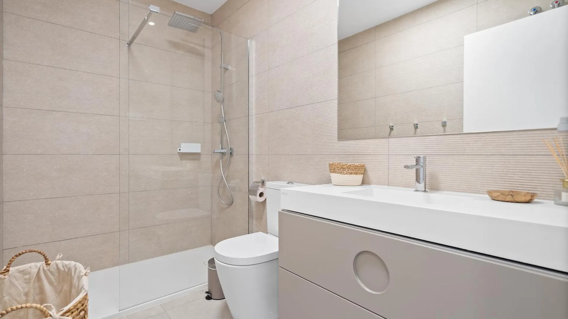 Apartamento Marbella Dunes Penthouse - Brand New, Splendid Rooftop, Pool & Sea View Espanha