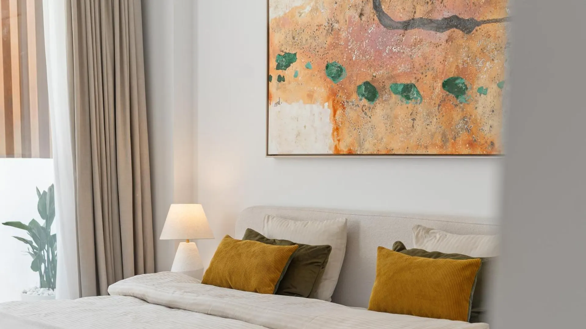 Marbella Dunes Penthouse - Brand New, Splendid Rooftop, Pool & Sea View